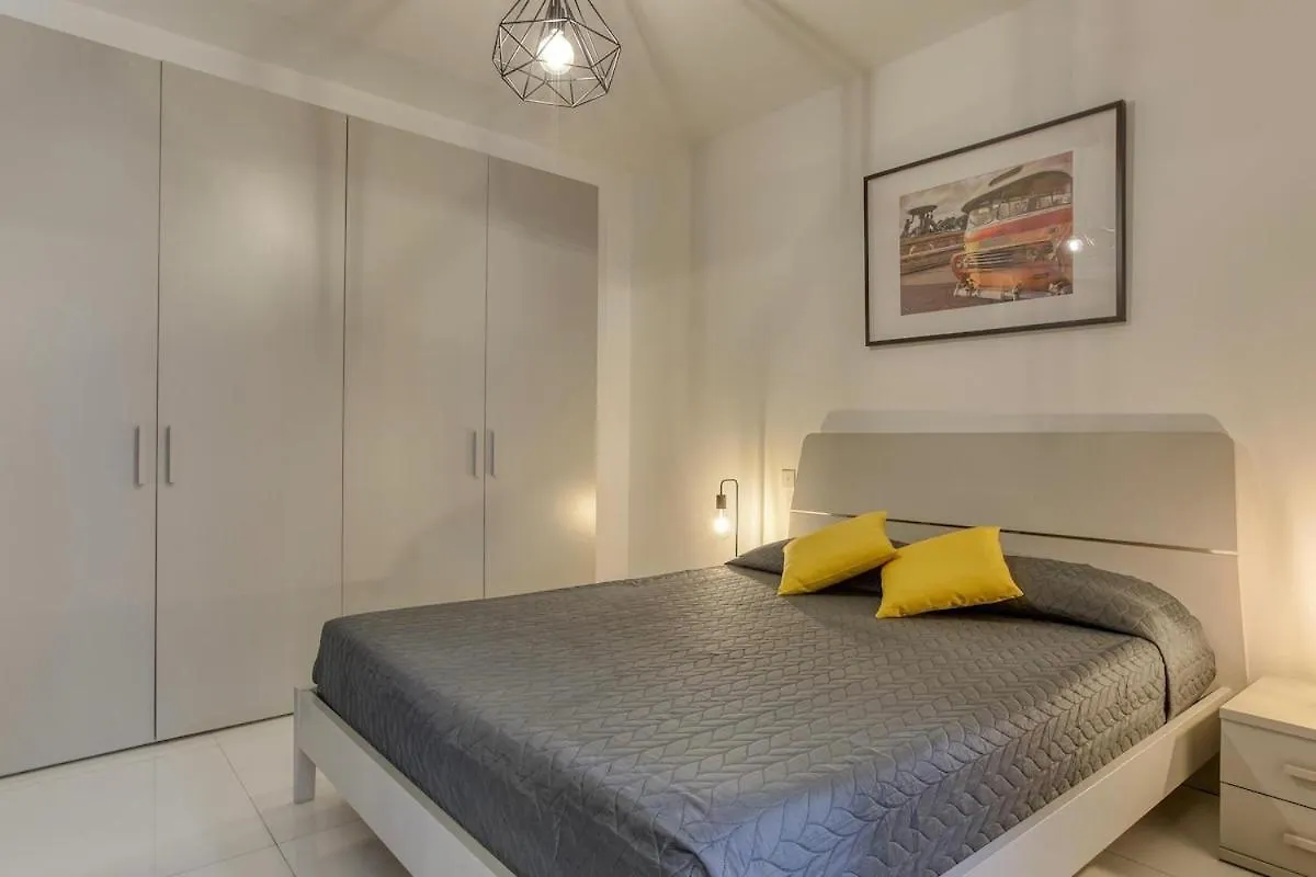 Apartment Luxury 2Br Apt Just Off Sliema Promenade Malta