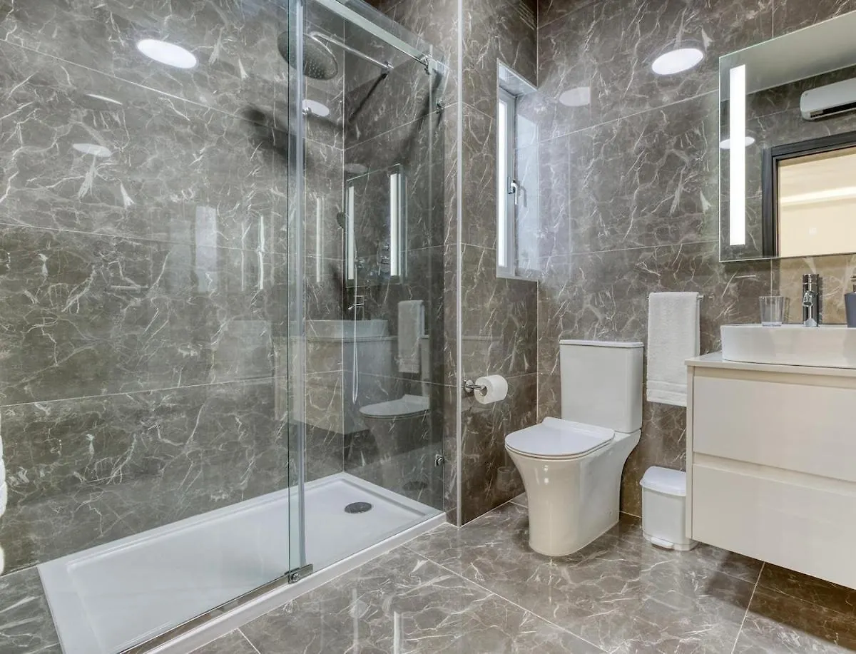 Luxury 2Br Apt Just Off Sliema Promenade 0*,  Мальта